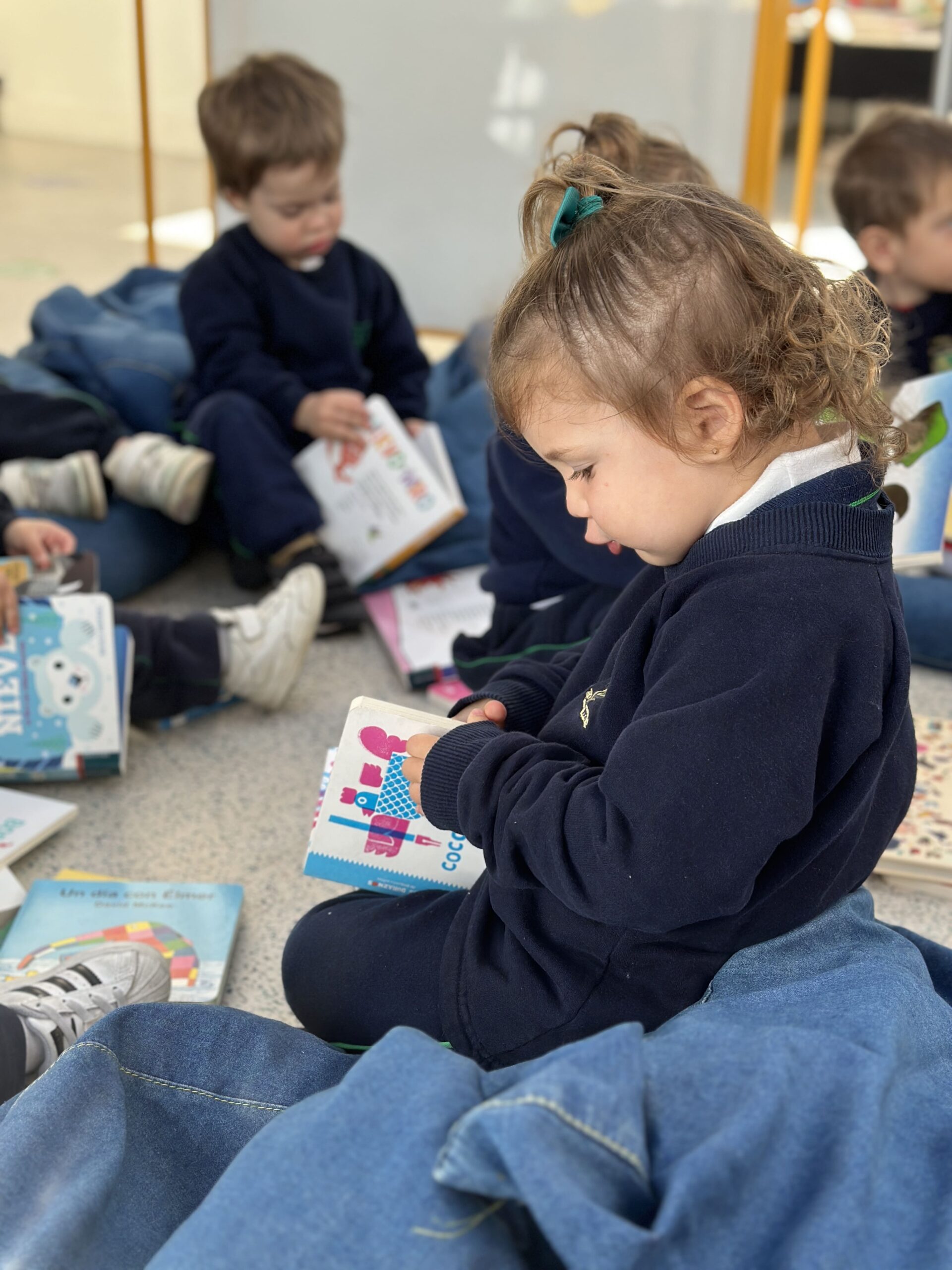 Olivos Kinder Book Fair Olivos Kinder Book Fair