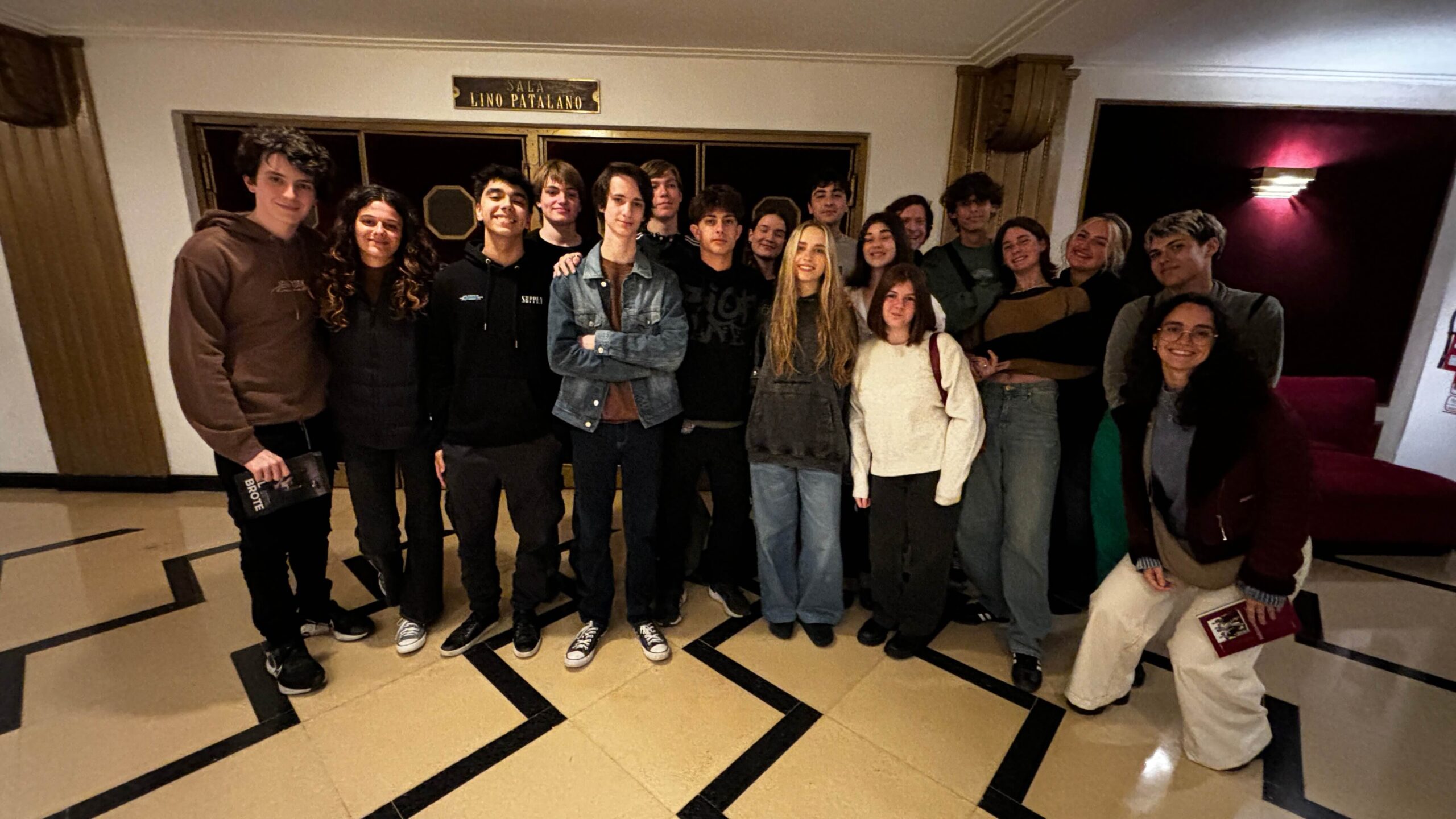 IB Theatre Students Explore “El Brote” IB Theatre Students Explore “El Brote”