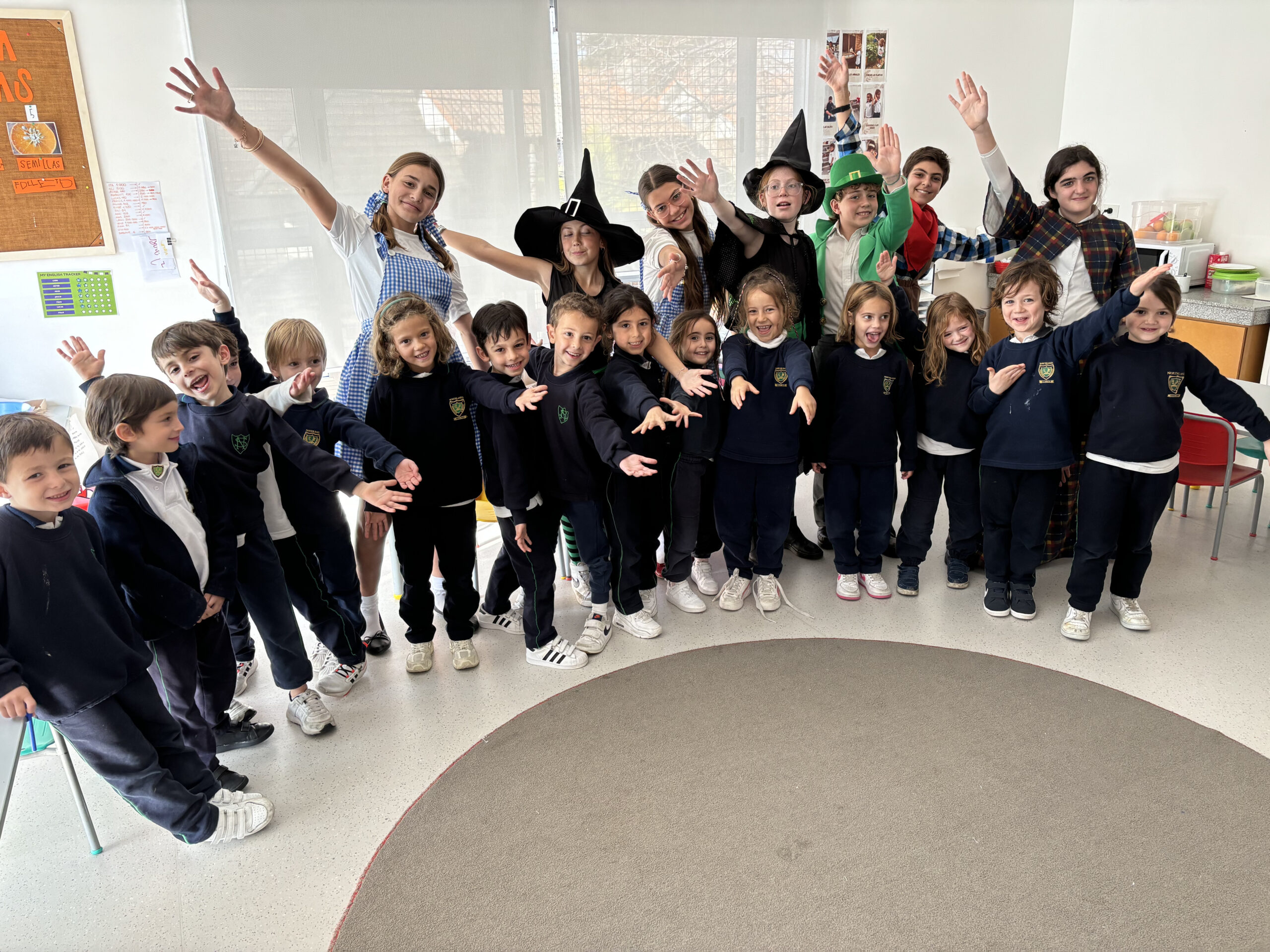 From Stage to Classroom: Y6 Inspires K5 in a Special Meet and Greet From Stage to Classroom: Y6 Inspires K5 in a Special Meet and Greet