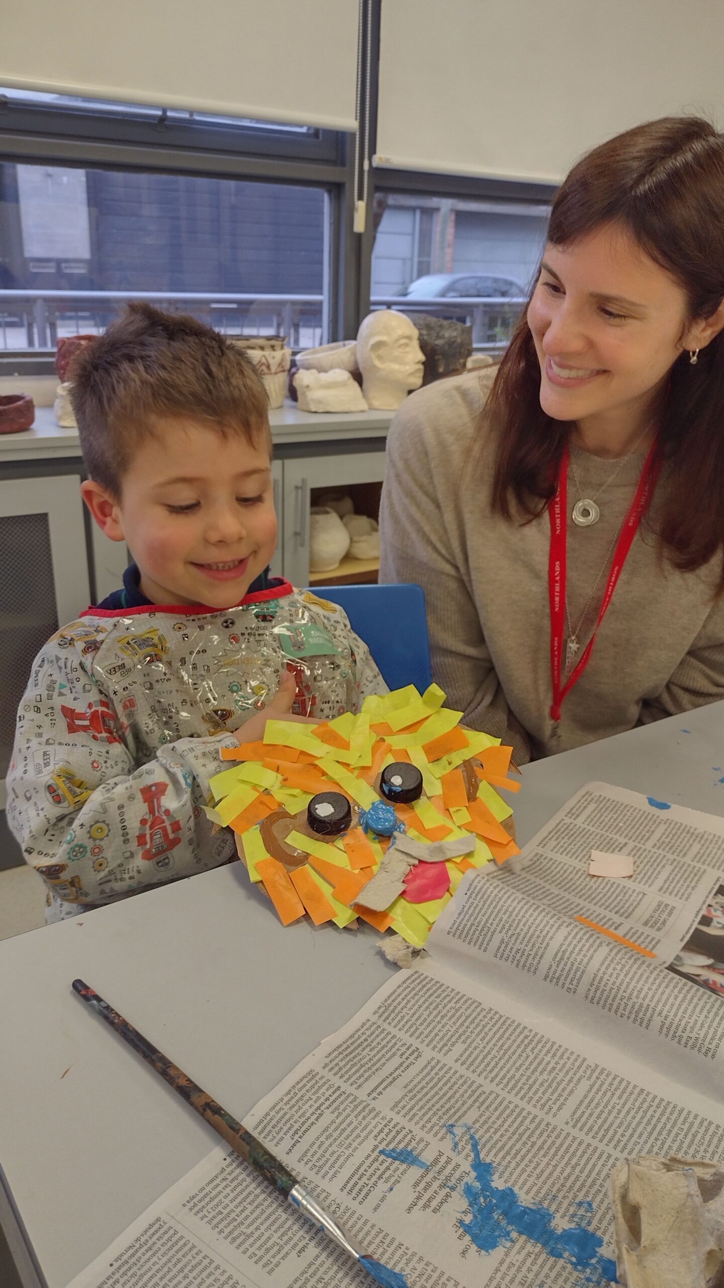Kindergarten Art Week Feat. Y11: Collaborative intervention between high school students, kindergarten children and their families Kindergarten Art Week Feat. Y11: Collaborative intervention between high school students, kindergarten children and their families