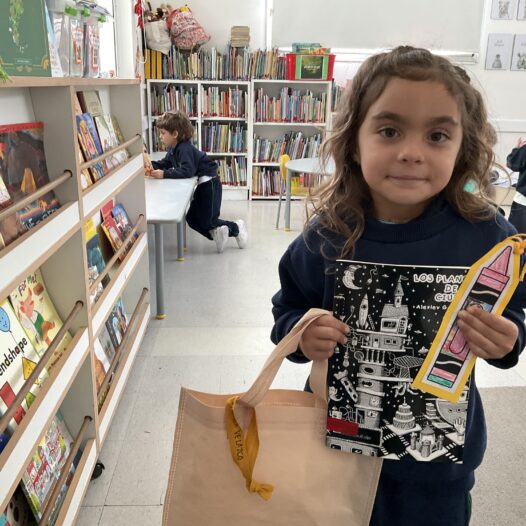 Circulating Library in K5: Books That Travel and Build Connections!