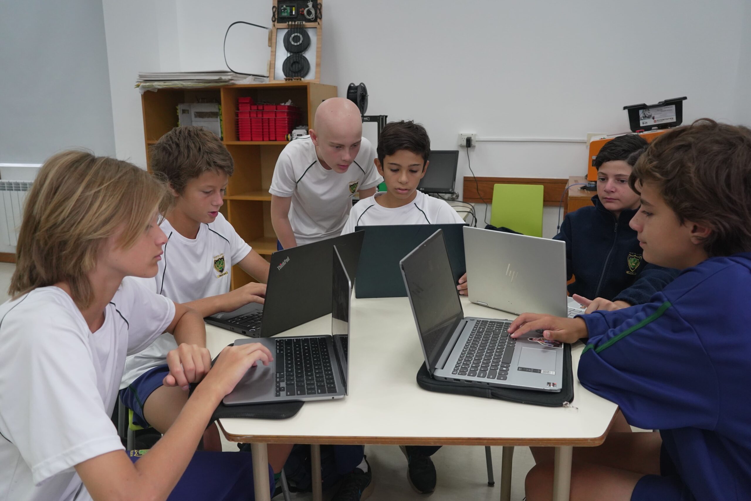 Y8 D&T Project – StoryTelling with CoSpaces Y8 D&T Project – StoryTelling with CoSpaces