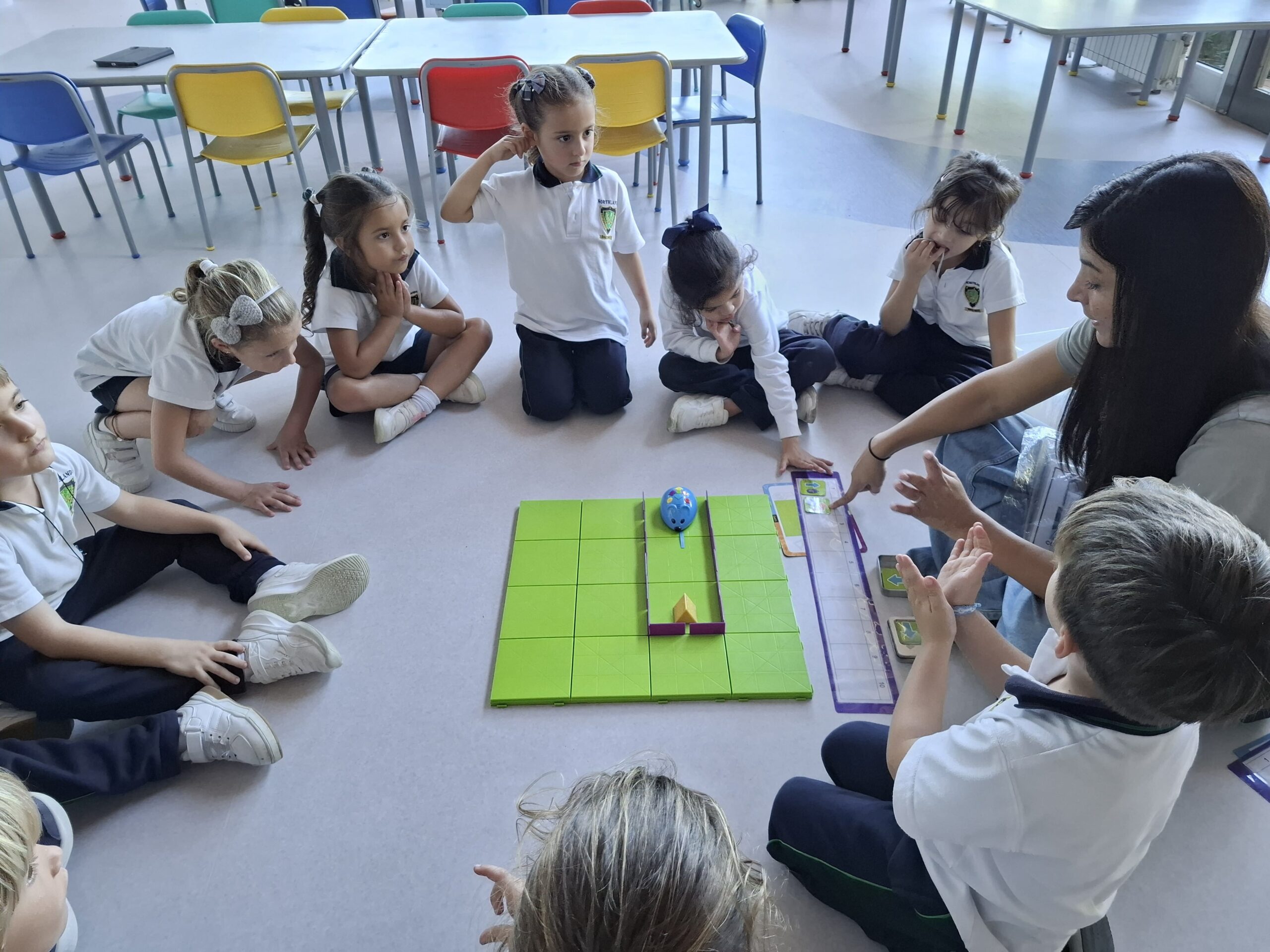 Progress in the Robotics Workshop with Kinder 5 Progress in the Robotics Workshop with Kinder 5